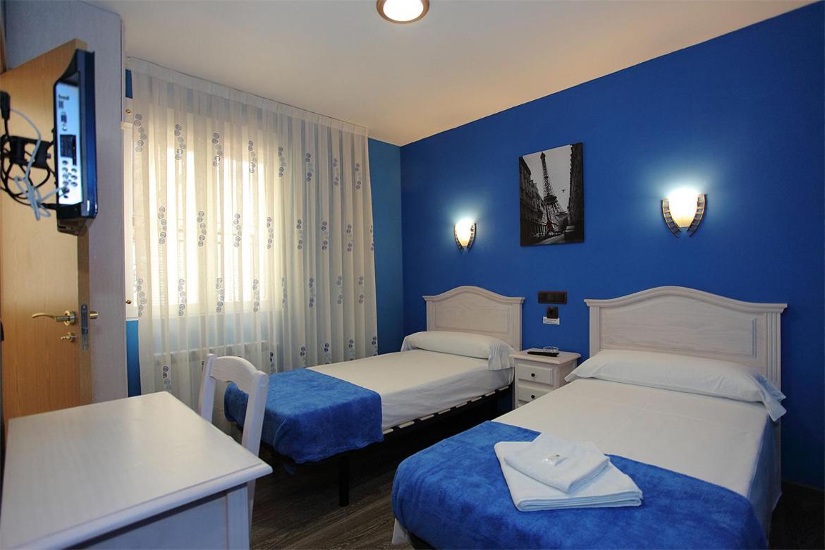 Hostal Regio Madrid Exterior foto