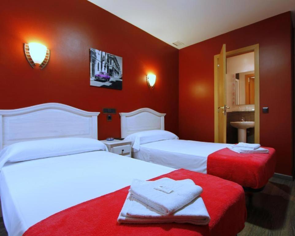 Hostal Regio Madrid Exterior foto
