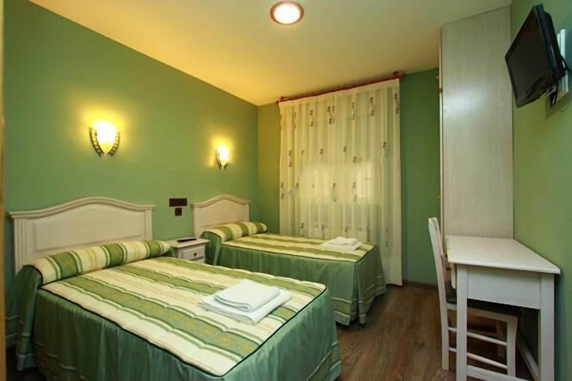 Hostal Regio Madrid Exterior foto