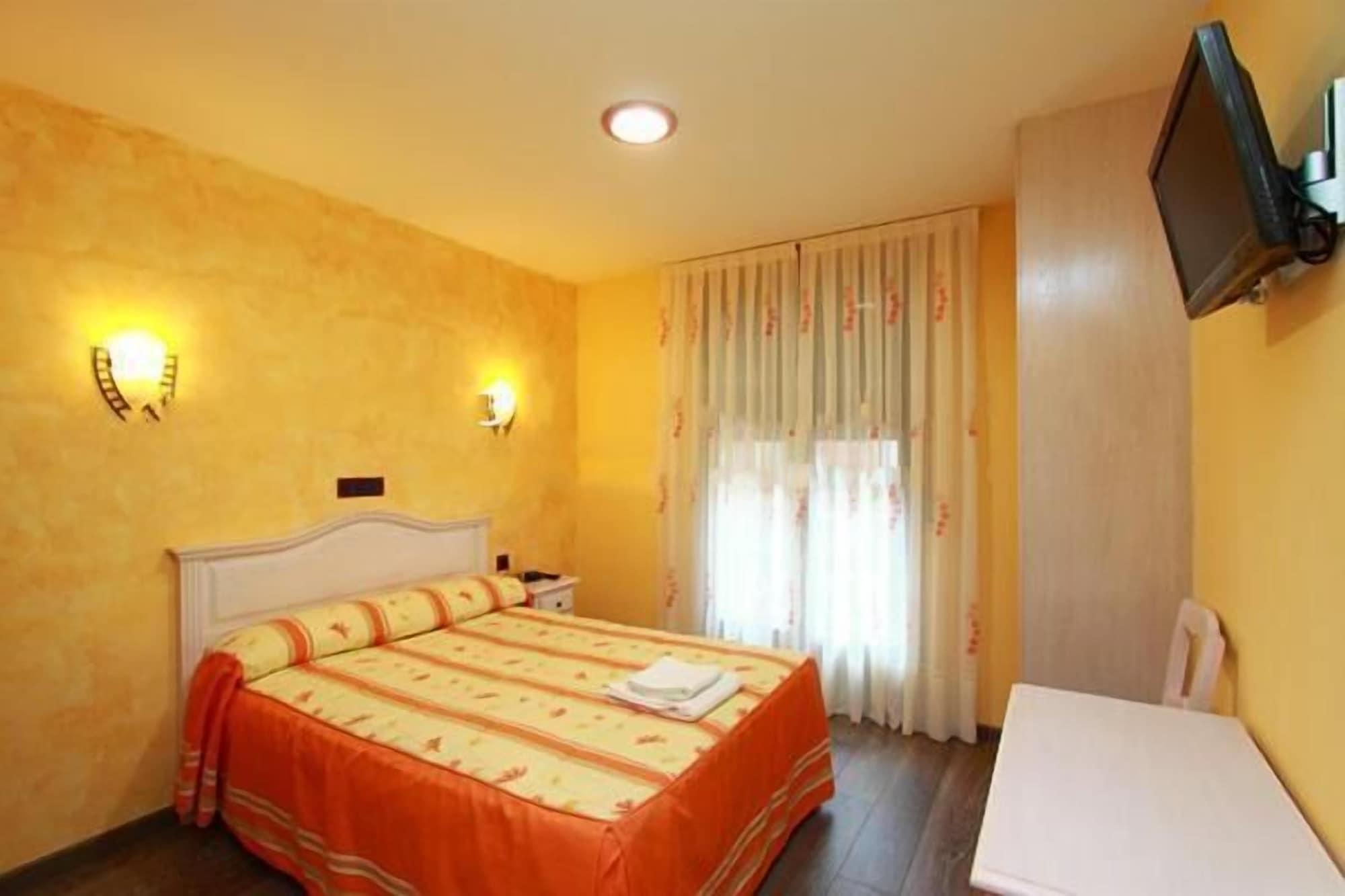 Hostal Regio Madrid Exterior foto