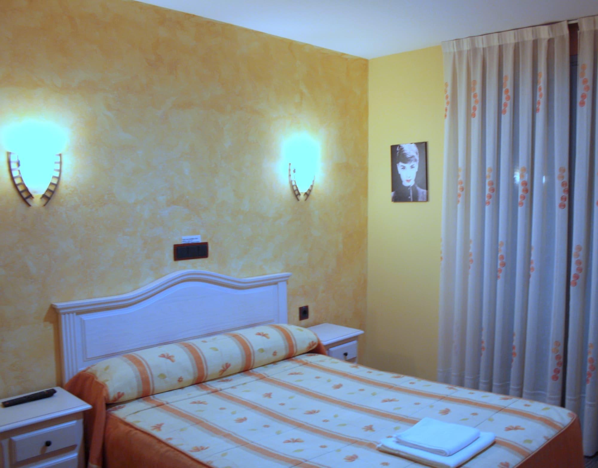 Hostal Regio Madrid Exterior foto