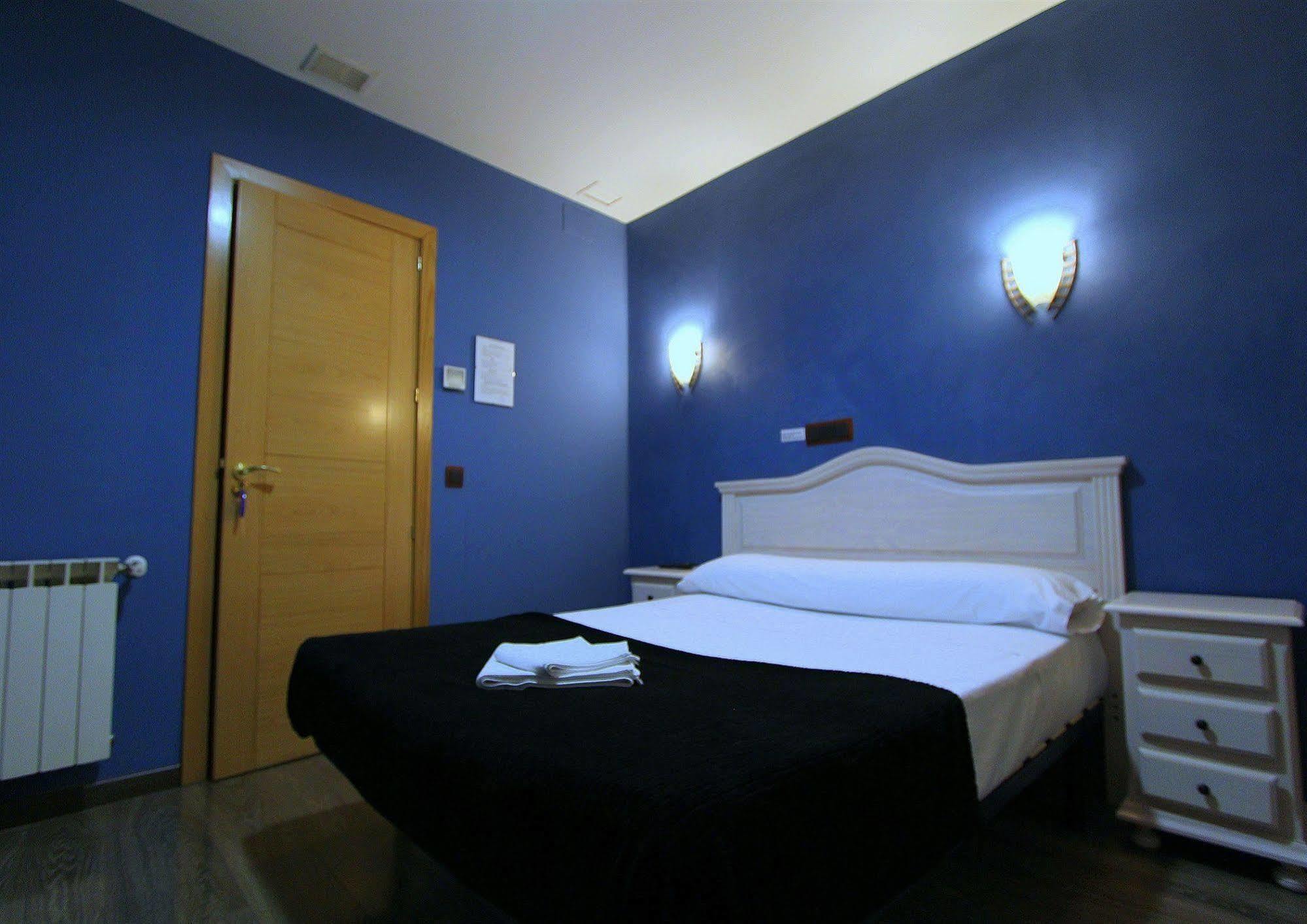 Hostal Regio Madrid Exterior foto