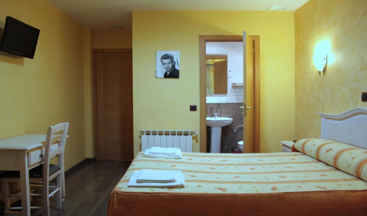 Hostal Regio Madrid Exterior foto